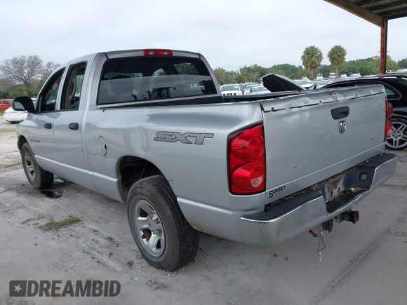 2007 Dodge 1500 ST with VIN 1D7HA18K07J556699, listed as a IAAI auction lot 40279682 with 251,237 mi miles and . Bid and sale history available at carsss.com. Image 3.