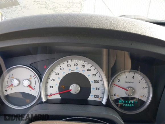 2007 Dodge Dakota SLT z VIN 1D7HW48K97S138512, wystawiony jako IAAI lot #42386042 z przebiegiem 146 629 mil mil oraz . Historia ofert i sprzedaży dostępna na DreamBid. Obrazek 7.
