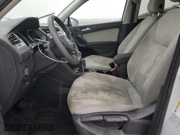 2018 Volkswagen Tiguan S with VIN 3VV1B7AX7JM072106, listed as a Copart auction lot 48373464 with 83,482 mi miles and Salvage title. Bid and sale history available at DreamBid. Image 7.