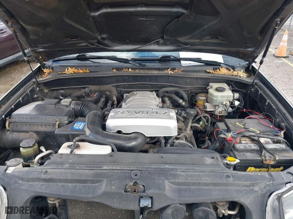 2004 Toyota 4Runner SR5 with VIN JTEBT14R948010088, listed as a IAAI auction lot 41684291 with 126,964 mi miles. Bid and sale history available at carsss.com. Image 10.