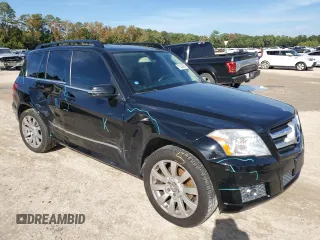 2011 Mercedes-Benz GLK 350 with VIN WDCGG5GB8BF598086, listed as a Copart auction lot 67445244 with 136,508 mi miles and Salvage Title. Bid and sale history available at DreamBid. Image 4.