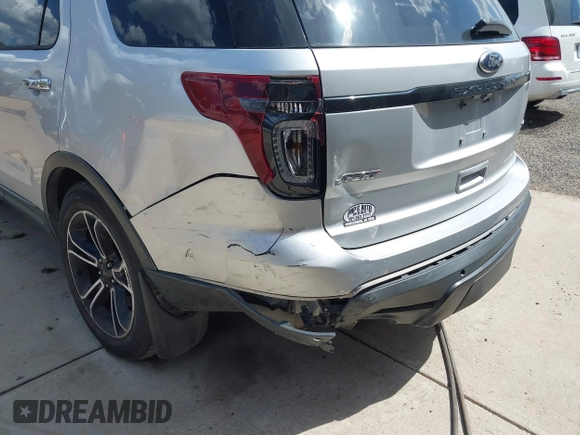 2013 Ford Explorer Sport z VIN 1FM5K8GT3DGC08879, wystawiony jako IAAI lot #42120822 z przebiegiem 183 713 mil mil oraz . Historia ofert i sprzedaży dostępna na DreamBid. Obrazek 6.