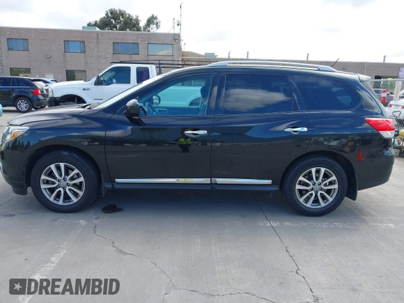 2015 Nissan Pathfinder SV with VIN 5N1AR2MN7FC682812, listed as a IAAI auction lot 42258264 with 74,495 mi miles and . Bid and sale history available at DreamBid. Image 15.