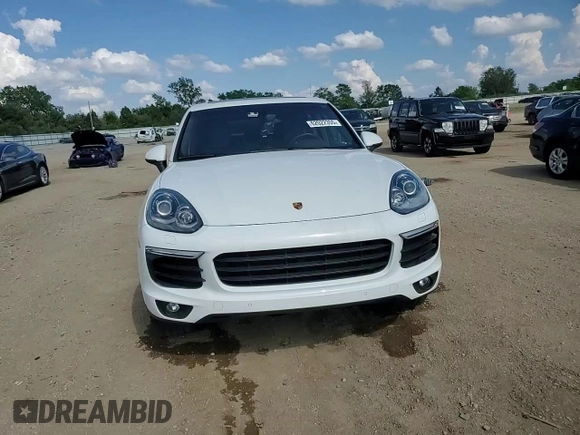 2017 Porsche Cayenne с VIN WP1AA2A21HKA82221, выставлен на аукционе Copart как лот 62022355 с пробегом 122 965 миль миль и Списание • Salvage title. История ставок и продаж доступна на DreamBid. Изображение 14.