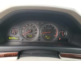 2005 Volvo S80 with VIN YV1TS592351410022, listed as a Copart auction lot 71166454 with 168,140 mi miles and Salvage Title. Bid and sale history available at carsss.com. Image 9.