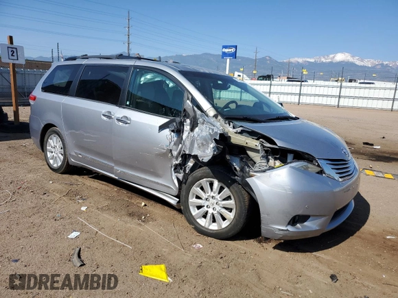 2012 Toyota Sienna XLE with VIN 5TDDK3DC5CS044711, listed as a Copart auction lot 58189195 with 112,172 mi miles and Salvage title. Bid and sale history available at DreamBid. Image 4.