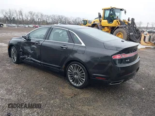 2014 Lincoln MKZ Hybrid with VIN 3LN6L2LU1ER821588, listed as a IAAI auction lot 42017129 with 151,339 mi miles and . Bid and sale history available at carsss.com. Image 3.