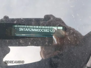 2013 Nissan Pathfinder SV with VIN 5N1AR2MM0DC682123, listed as a IAAI auction lot 41886581 with 193,262 mi miles. Bid and sale history available at carsss.com. Image 13.