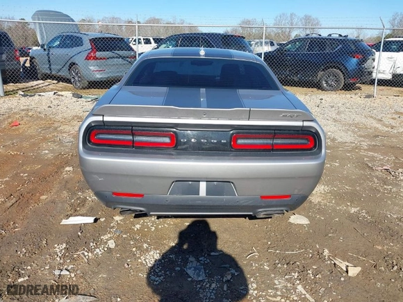 2016 Dodge Challenger SRT 392 with VIN 2C3CDZDJ5GH165903, listed as a IAAI auction lot 41281438 with 7,516 mi miles. Bid and sale history available at carsss.com. Image 16.