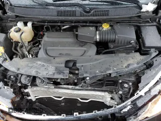 2020 Chrysler Voyager LXi z VIN 2C4RC1DG1LR156747, wystawiony jako Copart lot #80697024 z przebiegiem 118 093 mil mil oraz Nie do naprawy • Non repairable. Historia ofert i sprzedaży dostępna na DreamBid. Obrazek 12.