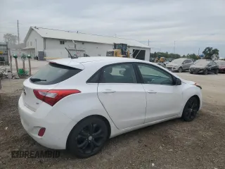 2016 Hyundai Elantra GT with VIN KMHD35LH2GU309166, listed as a Copart auction lot 71470514 with 132,635 mi miles and Salvage Title. Bid and sale history available at carsss.com. Image 3.