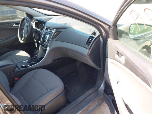 2013 Hyundai Sonata GLS with VIN 5NPEB4AC3DH595421, listed as a IAAI auction lot 42072919 with Not Provided miles and . Bid and sale history available at DreamBid. Image 5.