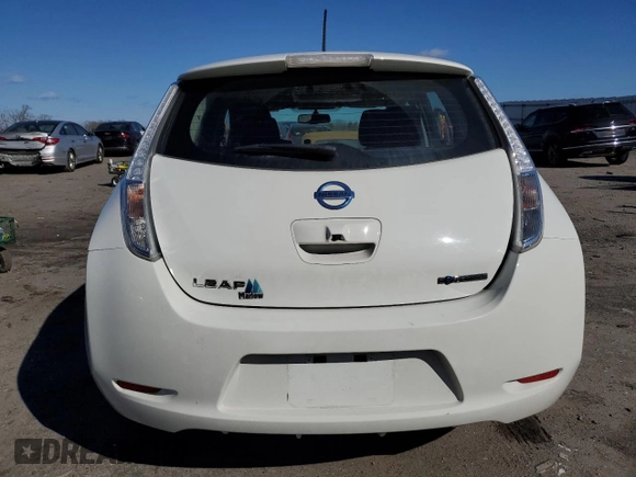 2016 Nissan LEAF SL with VIN 1N4BZ0CP4GC300324, listed as a Copart auction lot 45013095 with 72,183 mi miles and Clean Title. Bid and sale history available at carsss.com. Image 6.