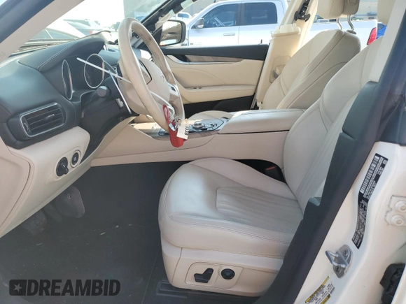 2019 Maserati Levante GranLusso z VIN ZN661XUL3KX325268, wystawiony jako Copart lot #66914384 z przebiegiem 16 944 mil mil oraz Czysty tytuł • Clean title. Historia ofert i sprzedaży dostępna na DreamBid. Obrazek 7.