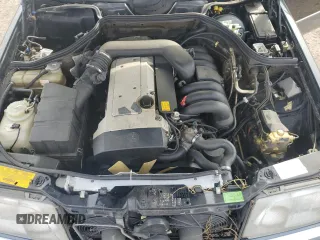 1995 Mercedes-Benz E Class with VIN WDBEA32EXSC164112, listed as a Copart auction lot 82480354 with 187,044 mi miles and Clean Title. Bid and sale history available at carsss.com. Image 11.