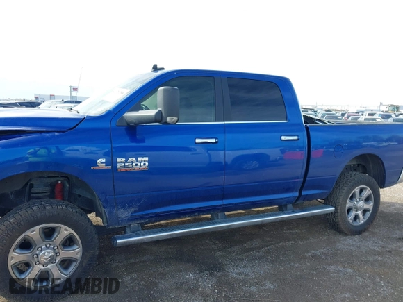 2018 Ram 2500 Big Horn with VIN 3C6UR5DL5JG122236, listed as a IAAI auction lot 41671388 with 128,044 mi miles. Bid and sale history available at carsss.com. Image 14.