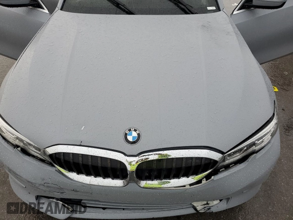 2021 BMW 3 Series 330i xDrive with VIN 3MW5R7J01M8B49397, listed as a Copart auction lot 55161355 with Not provided miles and Salvage title. Bid and sale history available at DreamBid. Image 11.