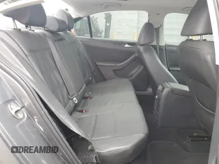 2012 Volkswagen Jetta SE with VIN 3VWDP7AJ5CM427654, listed as a Copart auction lot 60305055 with 138,222 mi miles and Salvage title. Bid and sale history available at DreamBid. Image 10.