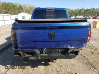 2015 Ram 1500 Sport z VIN 1C6RR7MT7FS568728, wystawiony jako Copart lot #52146695 z przebiegiem 188 409 mil mil oraz Szkoda całkowita • Salvage title. Historia ofert i sprzedaży dostępna na DreamBid. Obrazek 6.