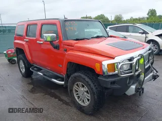 2008 Hummer H3 Luxury z VIN 5GTEN13E688143612, wystawiony jako IAAI lot #42334995 z przebiegiem 228 114 mil mil oraz . Historia ofert i sprzedaży dostępna na DreamBid. Obrazek 1.