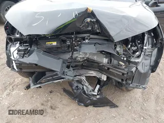 2025 Toyota Corolla Cross L z VIN 7MUAAABG5SV124532, wystawiony jako IAAI lot #42021771 z przebiegiem 7 mil mil oraz . Historia ofert i sprzedaży dostępna na DreamBid. Obrazek 6.