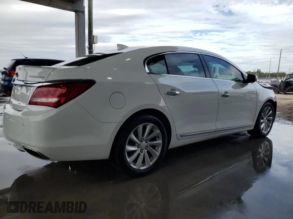 2015 Buick LaCrosse Leather with VIN 1G4GB5G36FF143638, listed as a Copart auction lot 89053335 with 136,728 mi miles and Salvage Title. Bid and sale history available at carsss.com. Image 3.