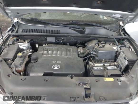 2008 Toyota RAV4 Ltd with VIN JTMBK31V186039266, listed as a IAAI auction lot 41892985 with 174,827 mi miles. Bid and sale history available at carsss.com. Image 10.