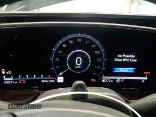2021 Cadillac Escalade Sport Platinum with VIN 1GYS4GKL7MR338004, listed as a Copart auction lot 44308885 with 40,531 mi miles and Salvage title. Bid and sale history available at DreamBid. Image 9.