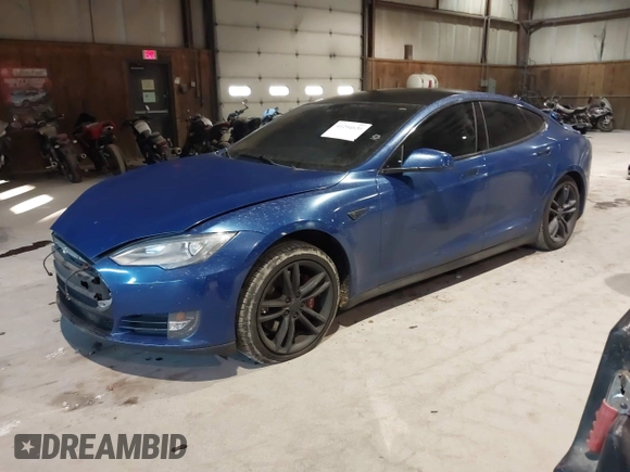 2014 Tesla Model S 60 with VIN 5YJSA1H1XEFP30497, listed as a IAAI auction lot 41294630 with 203,663 mi miles and . Bid and sale history available at DreamBid. Image 20.