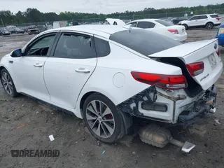 2016 Kia Optima SX Turbo с VIN 5XXGW4L20GG062931, выставлен на аукционе IAAI как лот 42430311 с пробегом 119 877 миль миль и . История ставок и продаж доступна на DreamBid. Изображение 3.