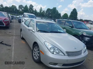 2002 Lexus ES 300 with VIN JTHBF30G220035419, listed as a IAAI auction lot 42618535 with 218,434 mi miles and . Bid and sale history available at DreamBid. Image 1.