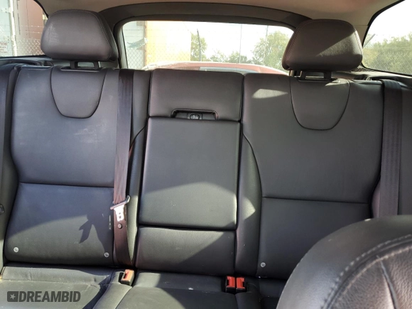 2016 Volvo XC60 T6 Drive-E with VIN YV449MDK4G2822323, listed as a Copart auction lot 76159434 with 107,879 mi miles and Clean Title. Bid and sale history available at carsss.com. Image 10.