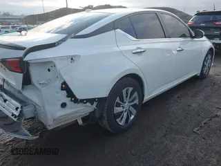 2019 Nissan Altima S with VIN 1N4BL4BVXKC159535, listed as a IAAI auction lot 41136702 with 90,380 mi miles and . Bid and sale history available at carsss.com. Image 4.