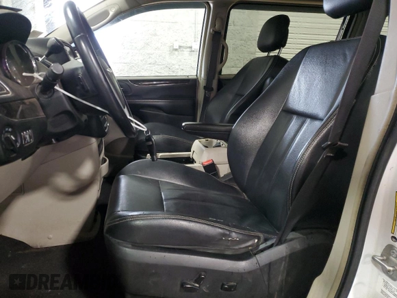 2014 Chrysler Town & Country Touring with VIN 2C4RC1BG0ER449691, listed as a Copart auction lot 88419865 with 173,126 mi miles and Salvage Title. Bid and sale history available at carsss.com. Image 7.