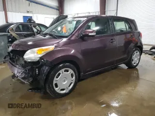 2012 Scion xD z VIN JTKKU4B4XC1017092, wystawiony jako Copart lot #60455215 z przebiegiem 110 910 mil mil oraz Szkoda całkowita • Salvage title. Historia ofert i sprzedaży dostępna na DreamBid. Obrazek 1.