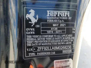 2021 Ferrari F8 z VIN ZFF92LLA8M0268230, wystawiony jako Copart lot #50326925 z przebiegiem 18 802 mil mil oraz Szkoda całkowita • Salvage title. Historia ofert i sprzedaży dostępna na DreamBid. Obrazek 12.