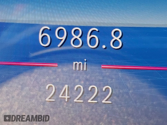 2024 Mercedes-Benz GLE 450 with VIN 4JGFB5KB2RB020084, listed as a IAAI auction lot 42597712 with 24,222 mi miles and . Bid and sale history available at DreamBid. Image 15.