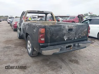 2005 Chevrolet Silverado 1500 Work Truck with VIN 1GCEC14X25Z324919, listed as a IAAI auction lot 41020016 with 1 mi miles. Bid and sale history available at carsss.com. Image 3.