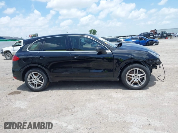 2013 Porsche Cayenne с VIN WP1AA2A23DLA13020, выставлен на аукционе IAAI как лот 42560111 с пробегом 113 984 миль миль и . История ставок и продаж доступна на DreamBid. Изображение 13.
