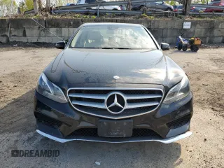 2015 Mercedes-Benz E 350 Luxury with VIN WDDHF8JB3FB118479, listed as a Copart auction lot 54302505 with 103,537 mi miles and Salvage Title. Bid and sale history available at DreamBid. Image 5.