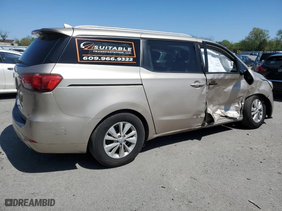 2015 Kia Sedona LX with VIN KNDMB5C17F6026887, listed as a Copart auction lot 51959084 with 170,407 mi miles and Salvage Title. Bid and sale history available at carsss.com. Image 3.