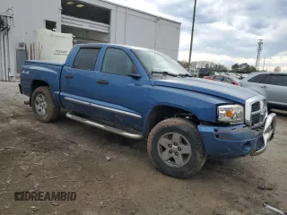 2005 Dodge Dakota z VIN 1D3HW58K85S142538, wystawiony jako Copart lot #50512325 z przebiegiem 269 856 mil mil oraz Czysty tytuł • Clean title. Historia ofert i sprzedaży dostępna na DreamBid. Obrazek 4.