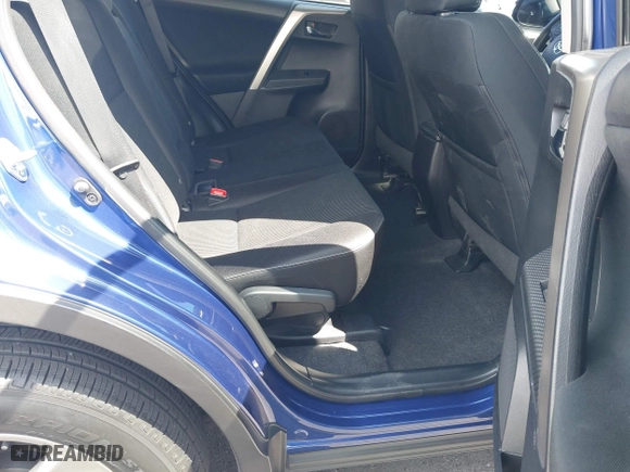 2015 Toyota RAV4 XLE with VIN 2T3WFREV7FW164738, listed as a IAAI auction lot 41950023 with 122,672 mi miles. Bid and sale history available at carsss.com. Image 8.