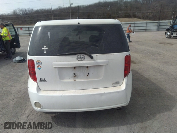 2008 Scion xB with VIN JTLKE50E381052011, listed as a IAAI auction lot 41800997 with 0 mi miles. Bid and sale history available at carsss.com. Image 16.