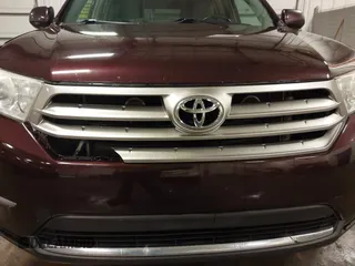 2013 Toyota Highlander Limited with VIN 5TDDK3EH0DS273650, listed as a IAAI auction lot 42488316 with 256,774 mi miles and . Bid and sale history available at DreamBid. Image 6.