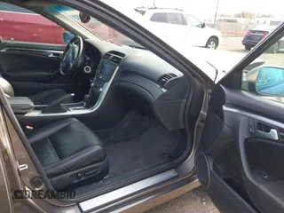 2007 Acura TL with VIN 19UUA662X7A029523, listed as a IAAI auction lot 41946286 with 125,564 mi miles. Bid and sale history available at carsss.com. Image 5.