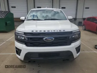2024 Ford Expedition Max Limited with VIN 1FMJK2A82REB10168, listed as a Copart auction lot 57989075 with 9,211 mi miles and Salvage title. Bid and sale history available at DreamBid. Image 5.
