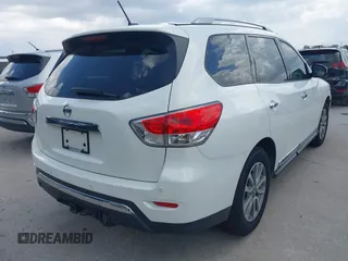 2014 Nissan Pathfinder Platinum with VIN 5N1AR2MN0EC646541, listed as a IAAI auction lot 42680665 with 203,487 mi miles and . Bid and sale history available at DreamBid. Image 4.