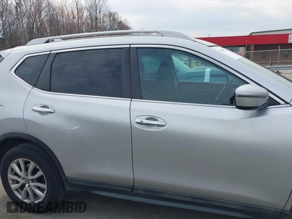 2017 Nissan Rogue SV with VIN 5N1AT2MT6HC824702, listed as a IAAI auction lot 41683571 with 138,860 mi miles. Bid and sale history available at carsss.com. Image 13.