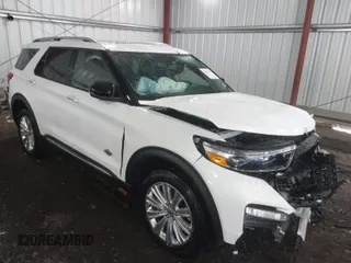 2022 Ford Explorer King Ranch z VIN 1FM5K8LCXNGB09774, wystawiony jako IAAI lot #41884123 z przebiegiem 31 452 mil mil oraz . Historia ofert i sprzedaży dostępna na DreamBid. Obrazek 1.